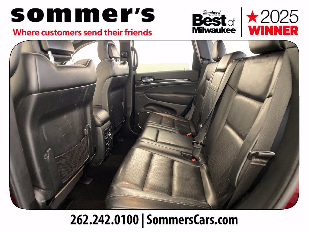 Used 2019 Jeep Grand Cherokee Overland AWD/4WD image 23