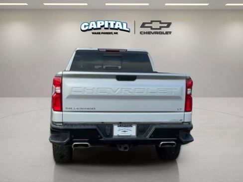 Used 2020 Chevrolet Silverado 1500 LT Trail Boss image 4