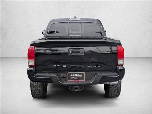 Used 2016 Toyota Tacoma TRD Sport w/ Towing Package RWD image 6