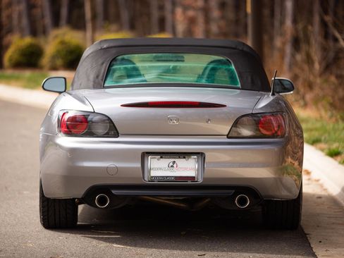 Used 2001 Honda S2000 image 26
