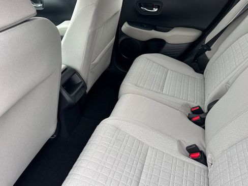 Certified 2025 Honda HR-V LX image 27