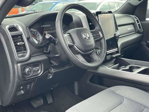Used 2025 RAM 1500 Big Horn AWD/4WD image 12