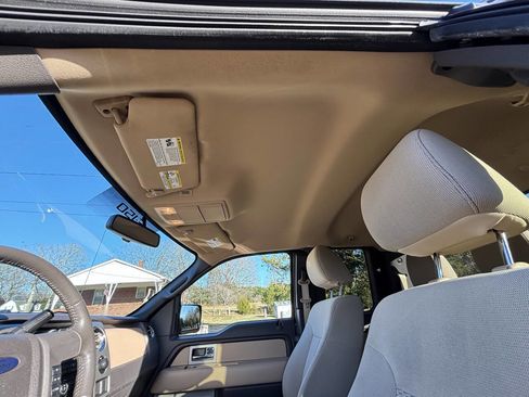 Used 2011 Ford F150 XLT w/ XLT Chrome Pkg image 19