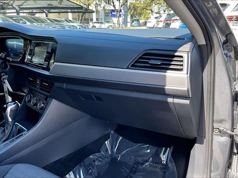 Certified 2024 Volkswagen Jetta S image 19