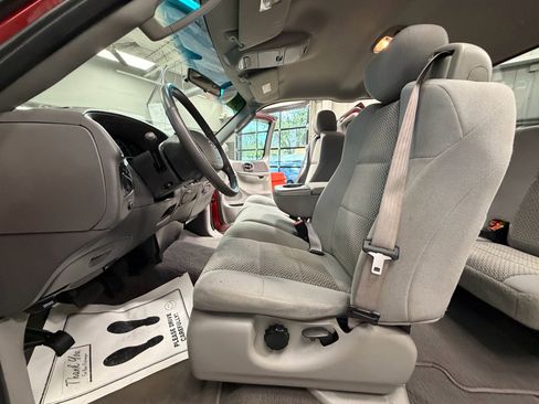 Used 2002 Ford F150 XLT image 51