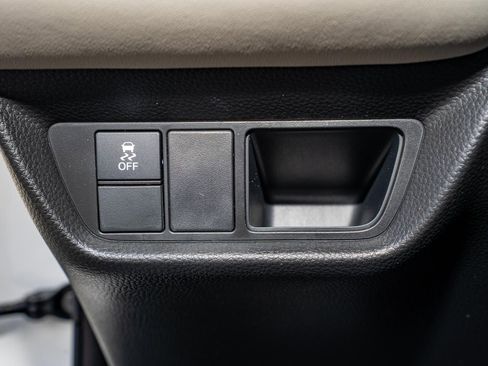 Certified 2023 Honda HR-V LX image 28