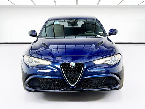 Used 2017 Alfa Romeo Giulia Quadrifoglio RWD image 2