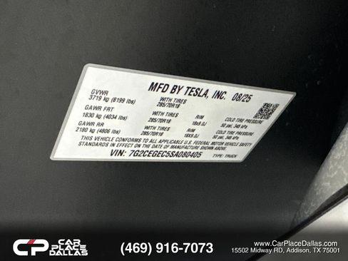 Used 2025 Tesla Cybertruck 2WD Crew Cab image 45