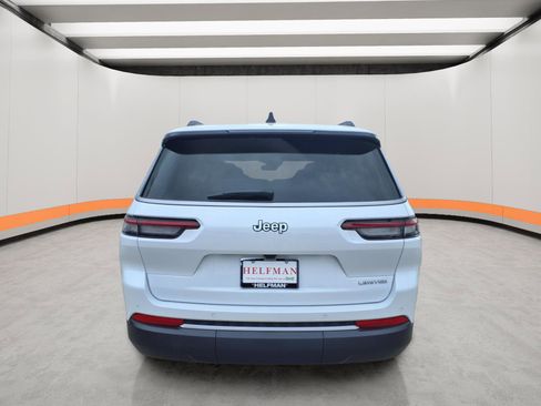 New 2026 Jeep Grand Cherokee L Limited RWD image 5