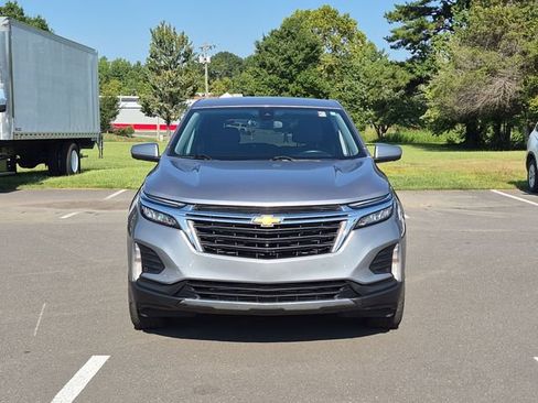 Used 2024 Chevrolet Equinox LT FWD image 16