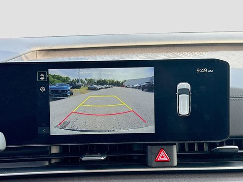Certified 2026 Kia Carnival EX FWD image 17