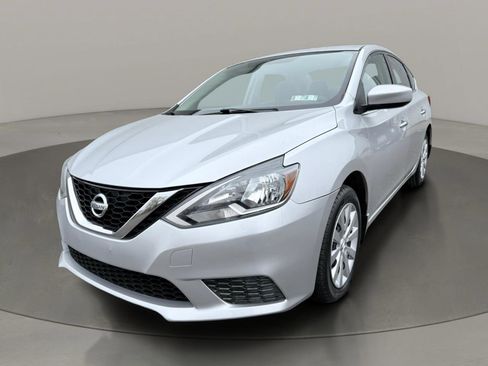 Used 2016 Nissan Sentra S image 2