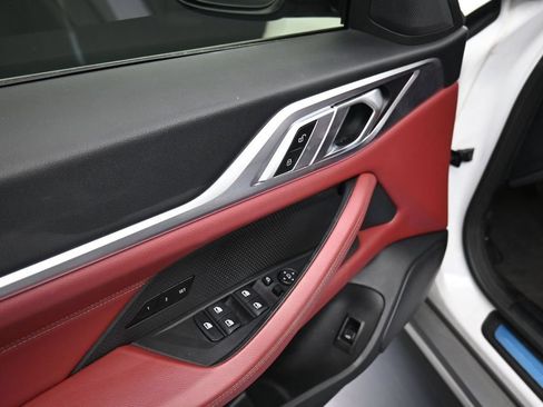 Used 2023 BMW i4 eDrive40 w/ Premium Package RWD image 9