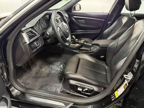 Used 2018 BMW 330i xDrive Sedan image 11