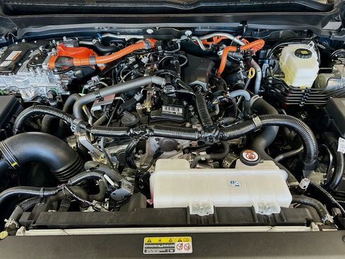 New 2026 Toyota Tacoma Limited AWD/4WD image 27