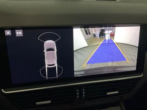 Used 2020 Porsche Cayenne E-Hybrid image 11