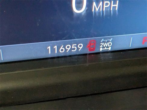 Used 2023 Chevrolet Silverado 2500 Custom w/ Custom Value Package image 19