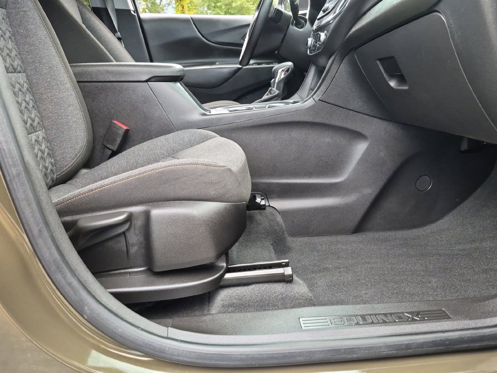 Certified 2023 Chevrolet Equinox LT AWD/4WD image 26