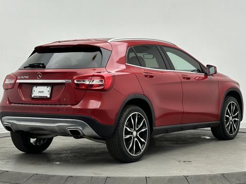 Used 2017 Mercedes-Benz GLA 250 w/ Premium Package image 8