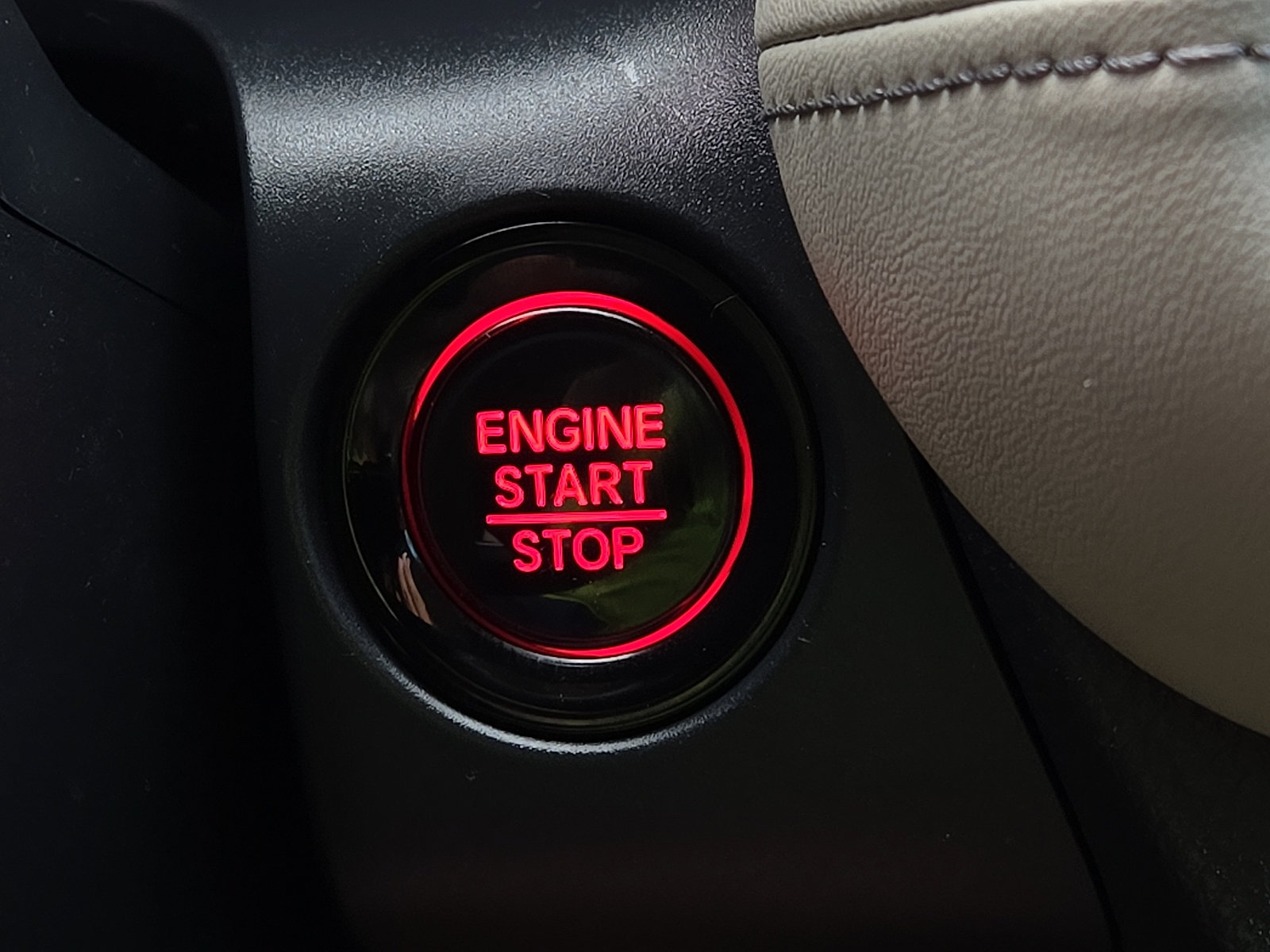 Used 2023 Honda HR-V EX-L image 16