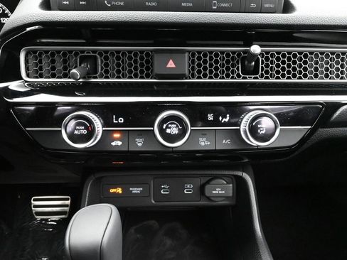 Used 2025 Honda Civic Sport image 44