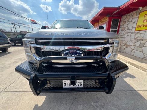 Used 2020 Ford F250 XL w/ STX Appearance Package image 2