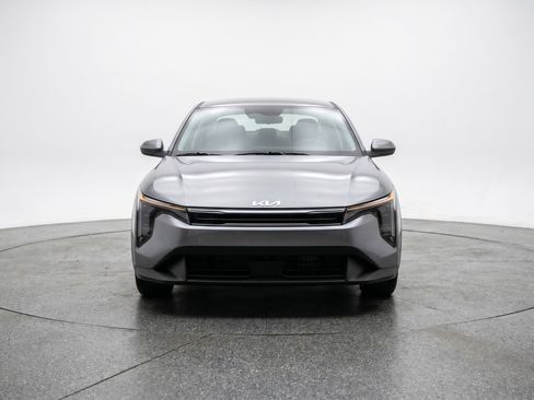 Used 2025 Kia K4 FWD image 2
