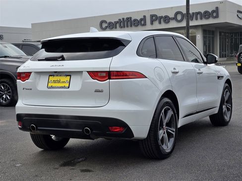 Used 2017 Jaguar F-PACE R-Sport image 4