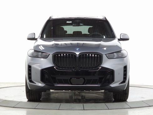 Used 2026 BMW X5 xDrive40i w/ M Sport Package image 2