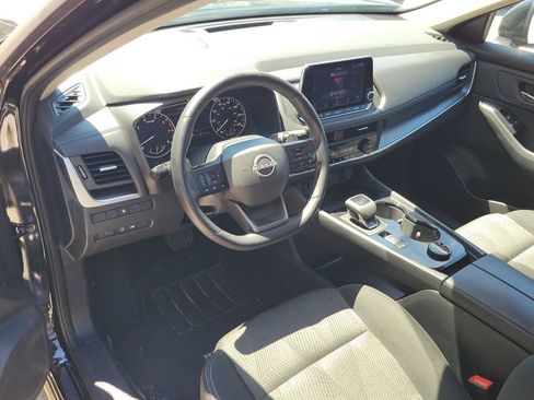 Used 2025 Nissan Rogue SV AWD/4WD image 17