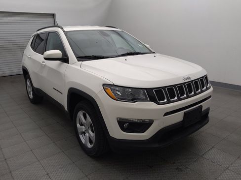 Used 2020 Jeep Compass Latitude w/ Popular Equipment Group AWD/4WD image 13