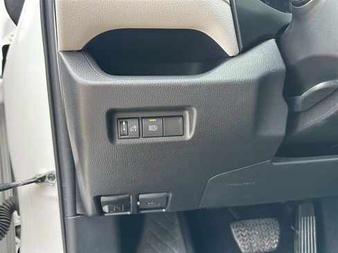 Certified 2025 Toyota RAV4 XLE image 19