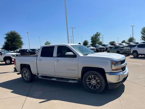 Used 2018 Chevrolet Silverado 1500 LT w/ All Star Edition RWD image 7