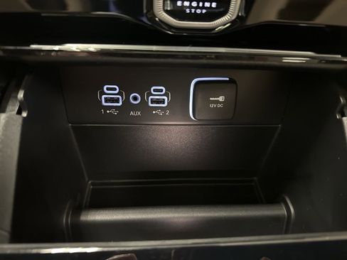 New 2026 Jeep Grand Cherokee Limited AWD/4WD image 36