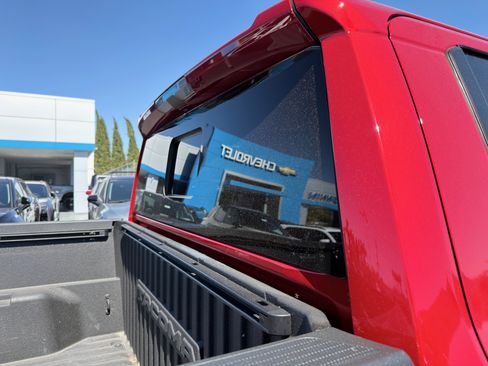 Used 2024 Toyota Tacoma TRD Sport w/ TRD Sport Upgrade Package image 43