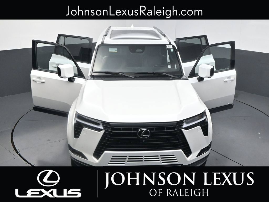 Used 2024 Lexus GX 550 w/ Cold Area Package AWD/4WD image 34
