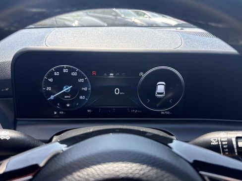 Used 2024 Kia Seltos EX AWD/4WD image 35