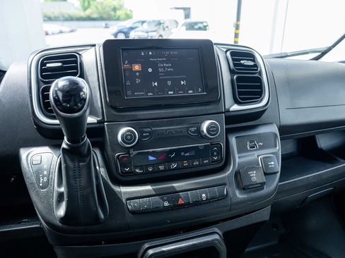 Used 2025 RAM ProMaster 2500 w/ Quick Order Package 22G SLT FWD image 23