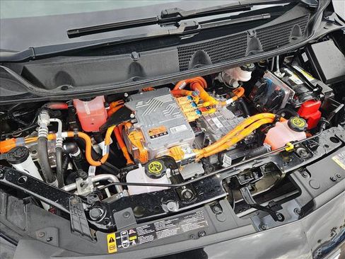 Used 2023 Chevrolet Bolt LT w/ Infotainment Package image 30