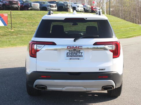 Used 2023 GMC Acadia SLE w/ Driver Convenience Package FWD image 6