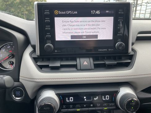 Certified 2019 Toyota RAV4 XLE w/ Convenience Package AWD/4WD image 19