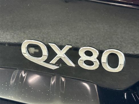 Used 2019 INFINITI QX80 Luxe image 15