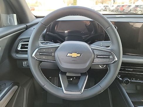 New 2026 Chevrolet Traverse LT w/ Driver Confidence Package image 8