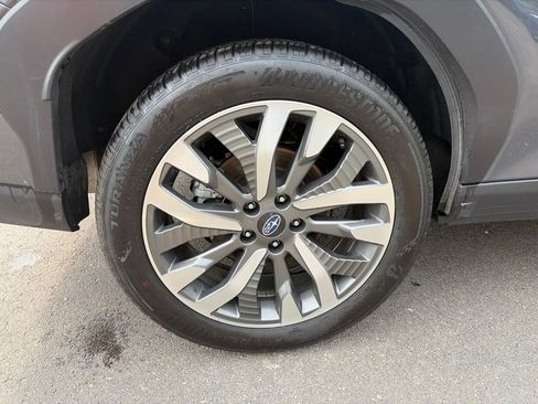 Certified 2025 Subaru Forester Touring AWD/4WD image 25