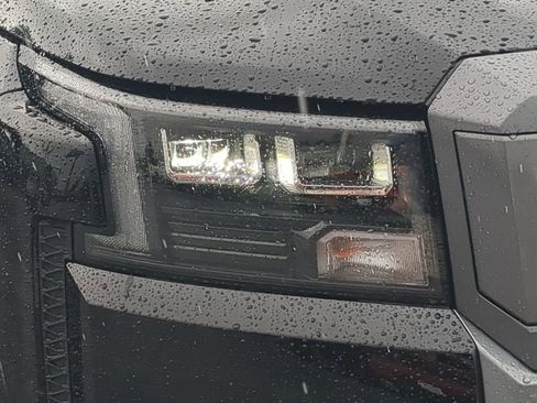 New 2026 Nissan Frontier SV w/ All-Weather Content Package image 10