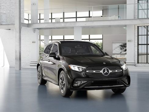 New 2026 Mercedes-Benz GLC 300 image 4