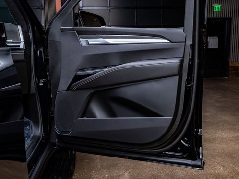 Used 2026 Cadillac Escalade V image 38