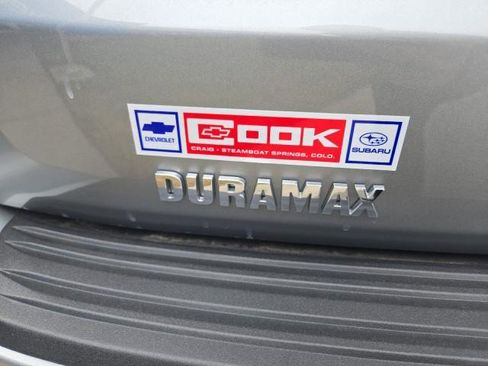 Used 2025 Chevrolet Suburban Z71 w/ Comfort Package image 39