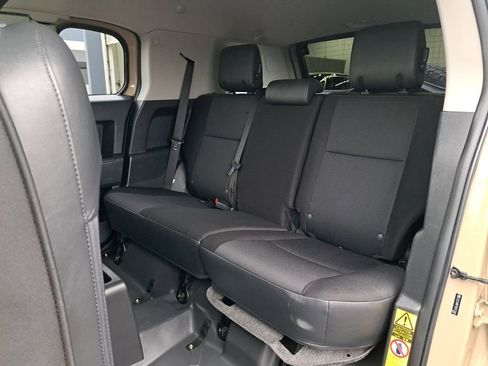 Used 2014 Toyota FJ Cruiser 2WD w/ Convenience Package image 14