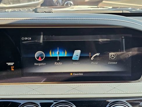 Certified 2020 Mercedes-Benz S 560 4MATIC Sedan image 41